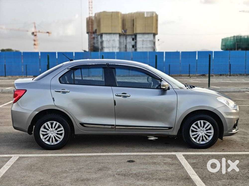 Maruti Suzuki Dzire Vxi Ags, 2022, Petrol