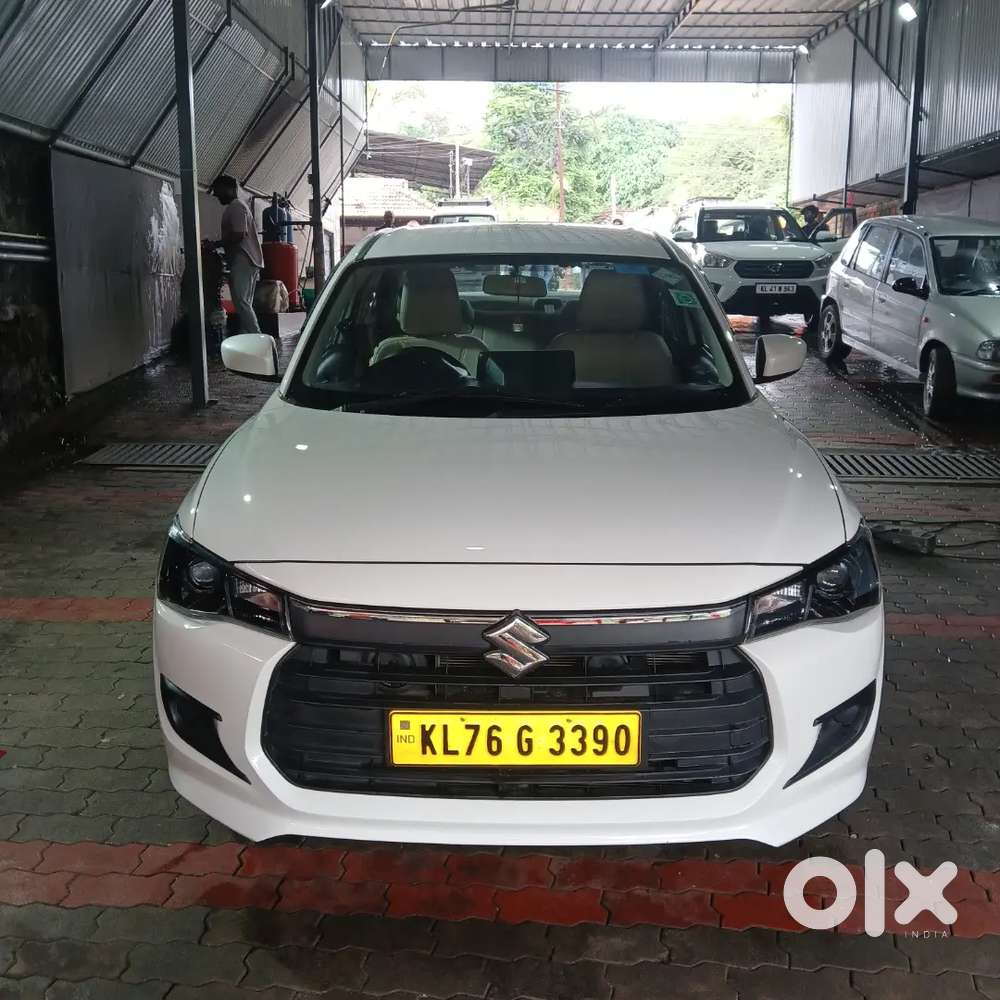Maruti Suzuki Dzire Tour 2016