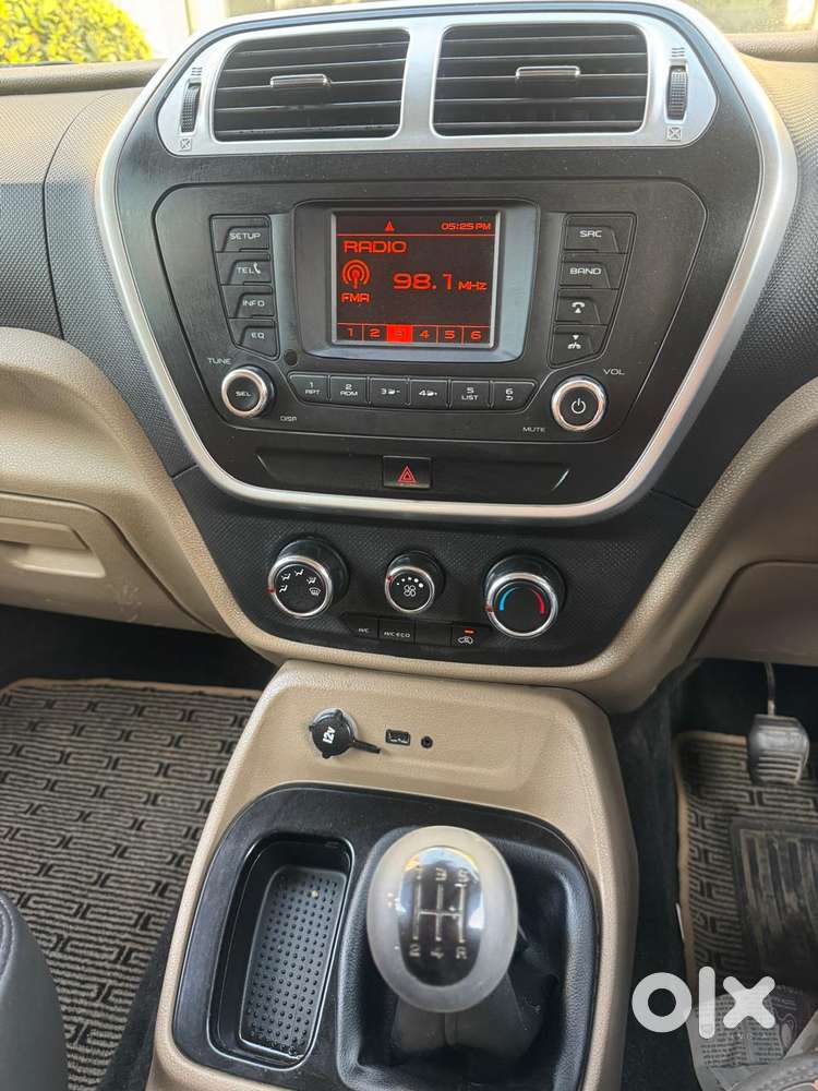 Mahindra Bolero Neo N8, 2023, Diesel