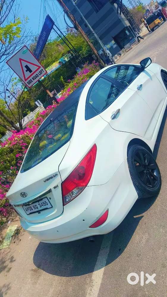 Hyundai Verna 2011 Diesel Well Maintained