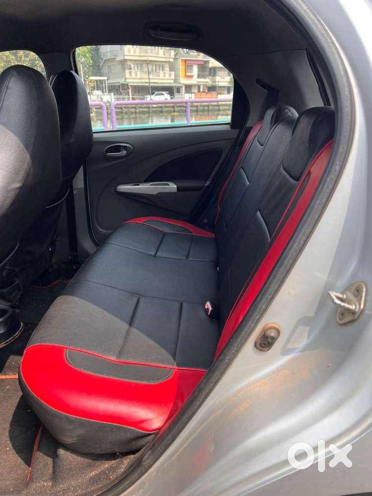 Toyota Etios Liva, 2011, Petrol