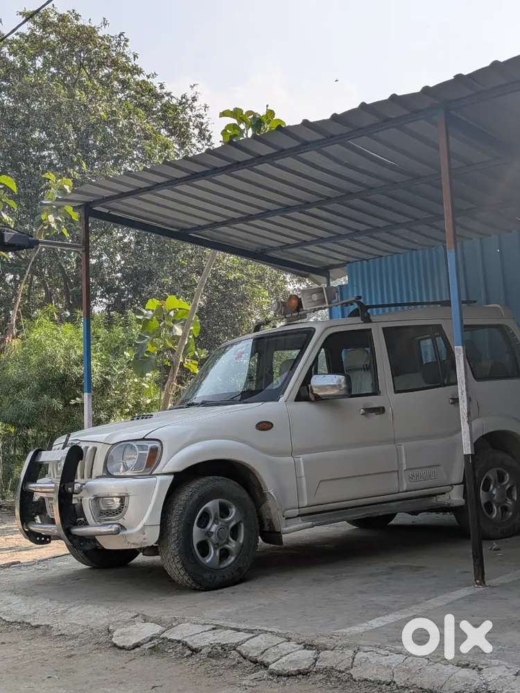 Mahindra Scorpio Classic 2012 Diesel 80000 Km Driven