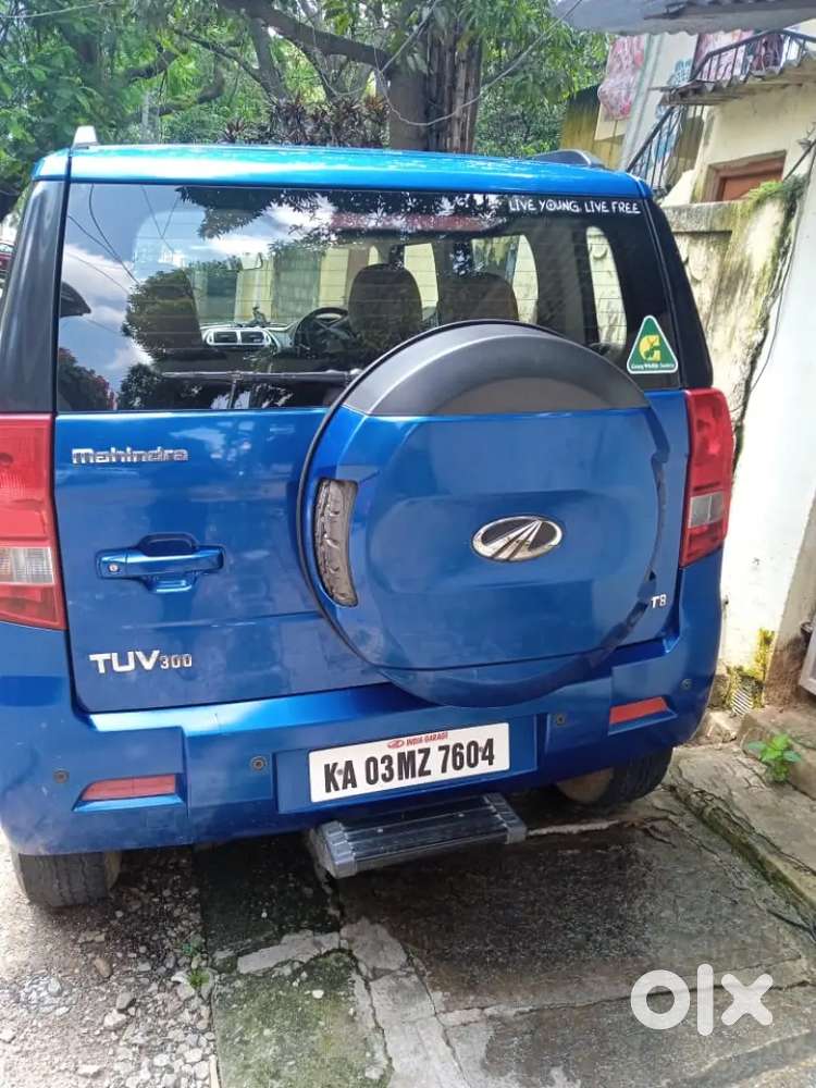 Mahindra Tuv 300 2017 Diesel 74000 Km Driven