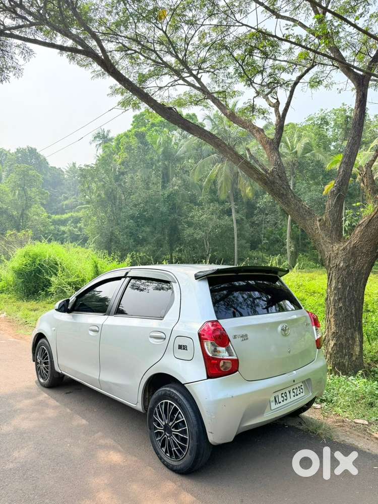 Toyota Etios Liva 2015
