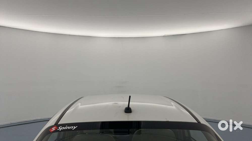 Maruti Suzuki Dzire Vxi Ags, 2022, Petrol