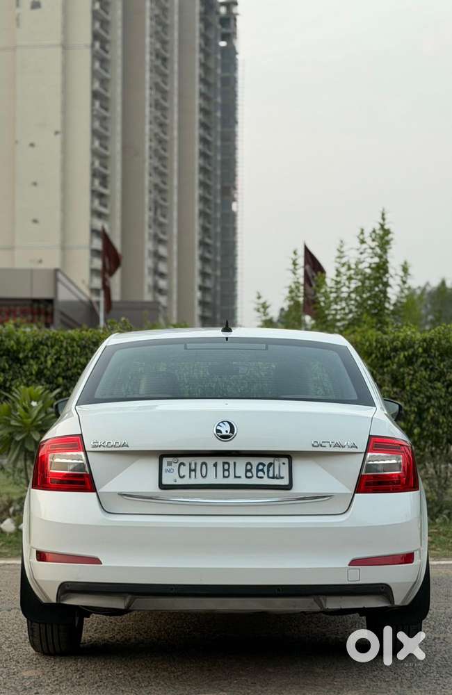Skoda Octavia Ambition 2.0 Tdi At, 2016, Diesel
