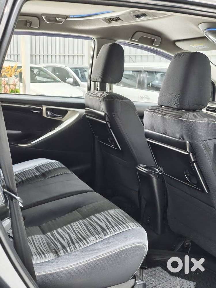 Toyota Innova Crysta 2.4 V 8 Str, 2018, Diesel