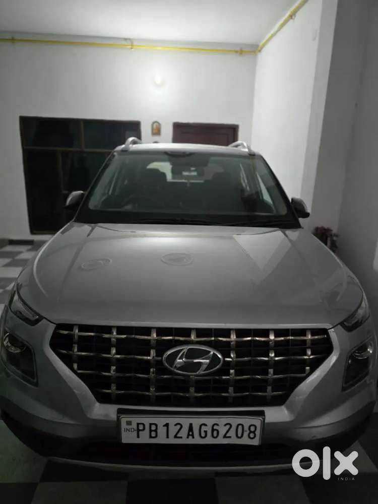 Vanue For Sell