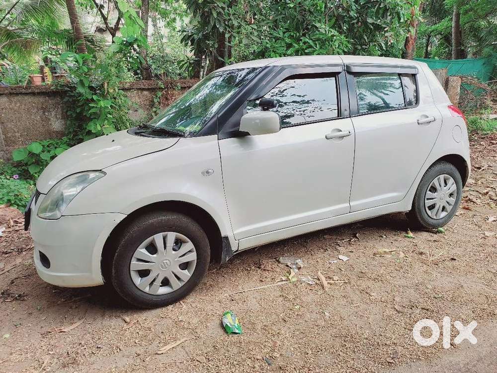 Maruti Suzuki Swift 2010 Reg