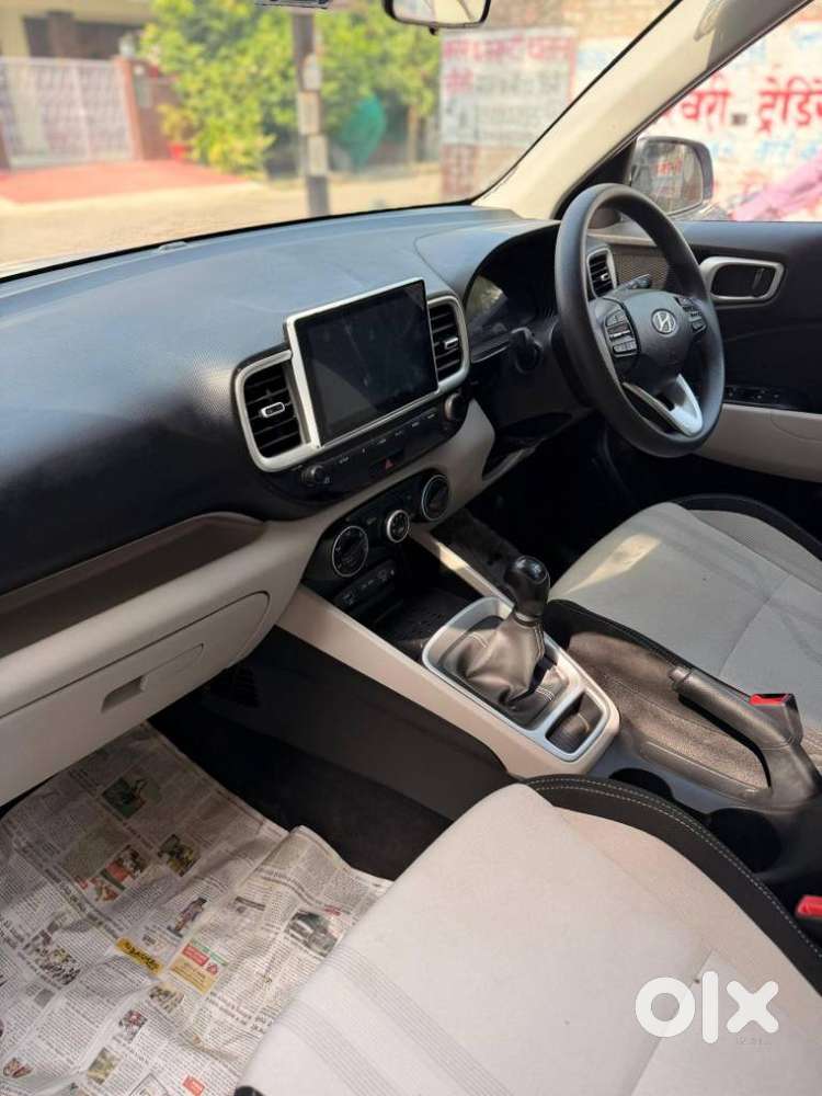 Hyundai Venue S 1.2 Petrol, 2025, Petrol