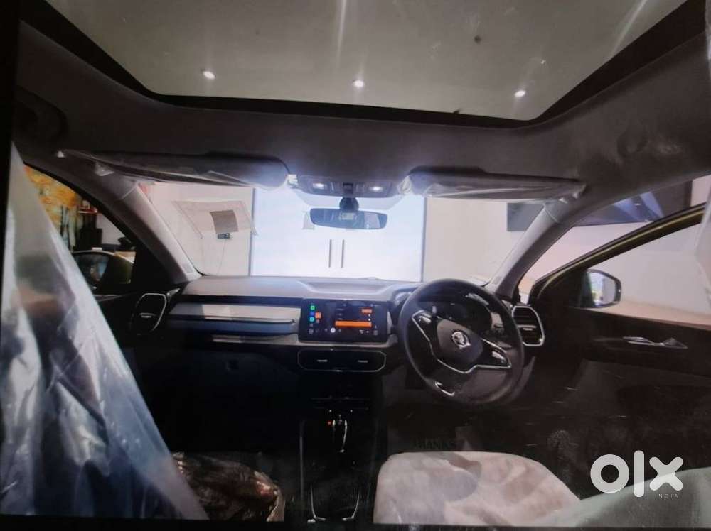 Skoda Kylaq Prestige, 2025, Petrol