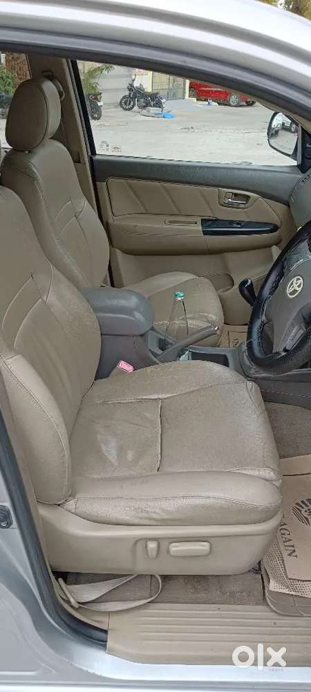 Toyota Fortuner 4x4 Diesel 2012