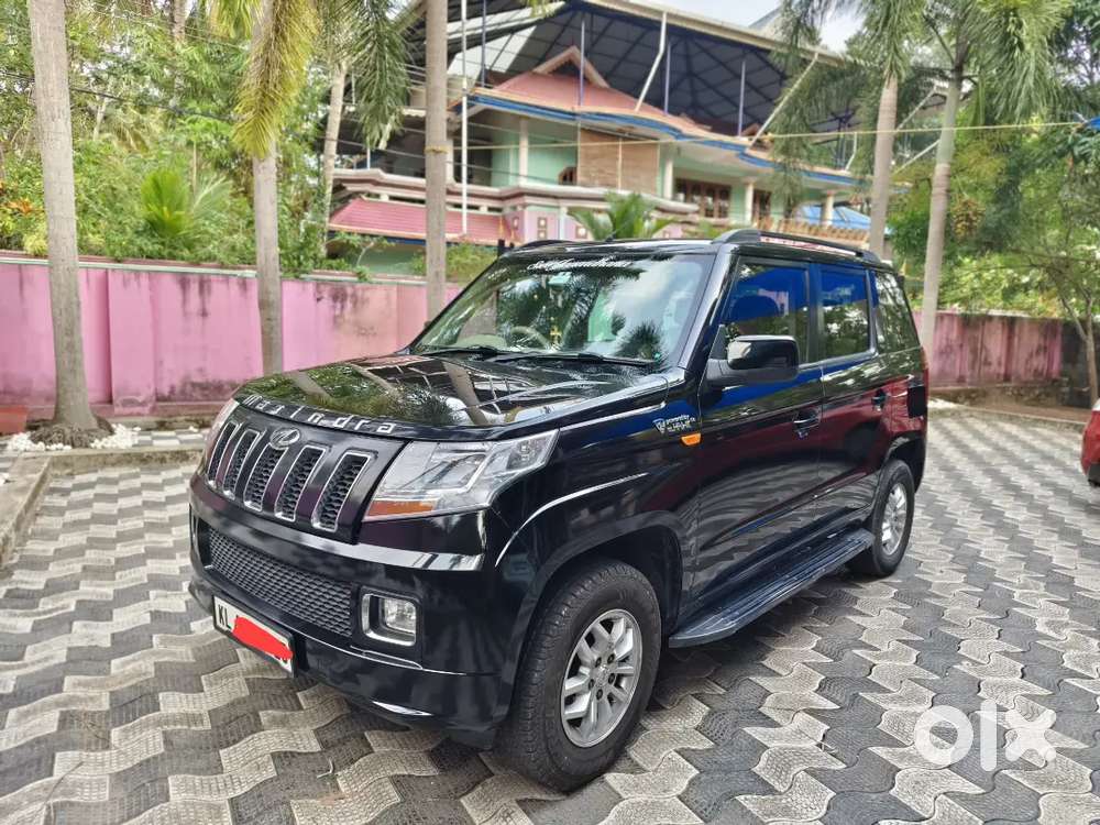 Mahindra Tuv 300 2017  T8