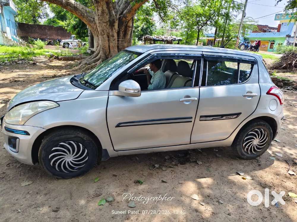 Maruti Suzuki Swift Vxi 2012