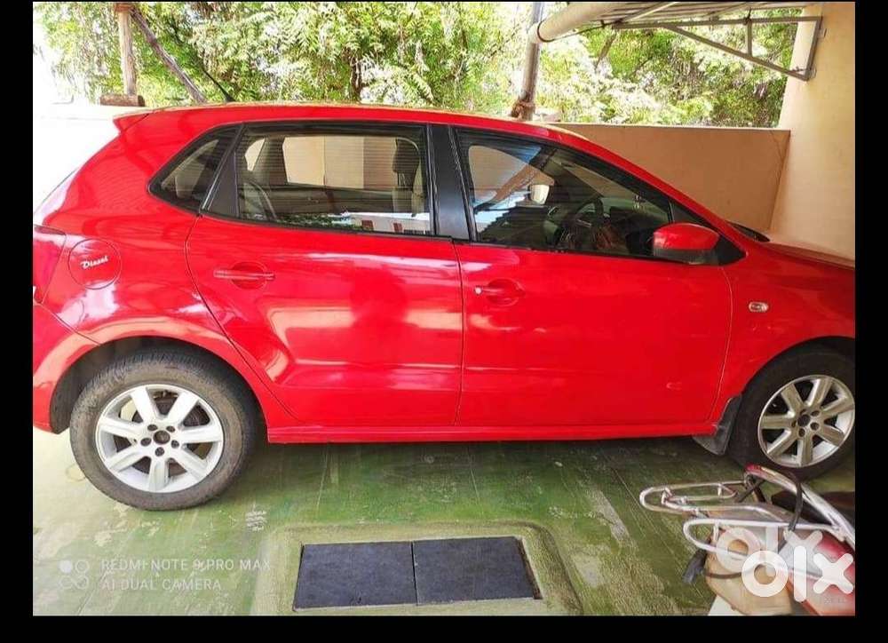 [ Urgent Sale ] - Volkswagen Polo 2011 Diesel Well Maintained