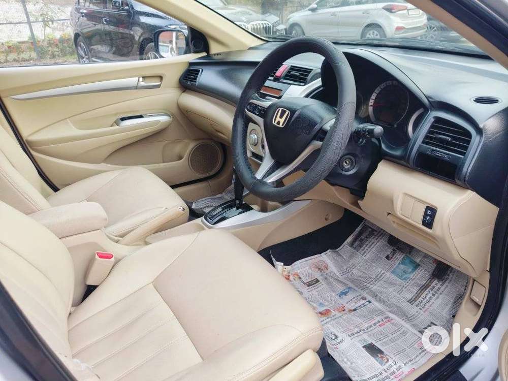 Honda City 2011-2013 V At Exclusive, 2011, Petrol