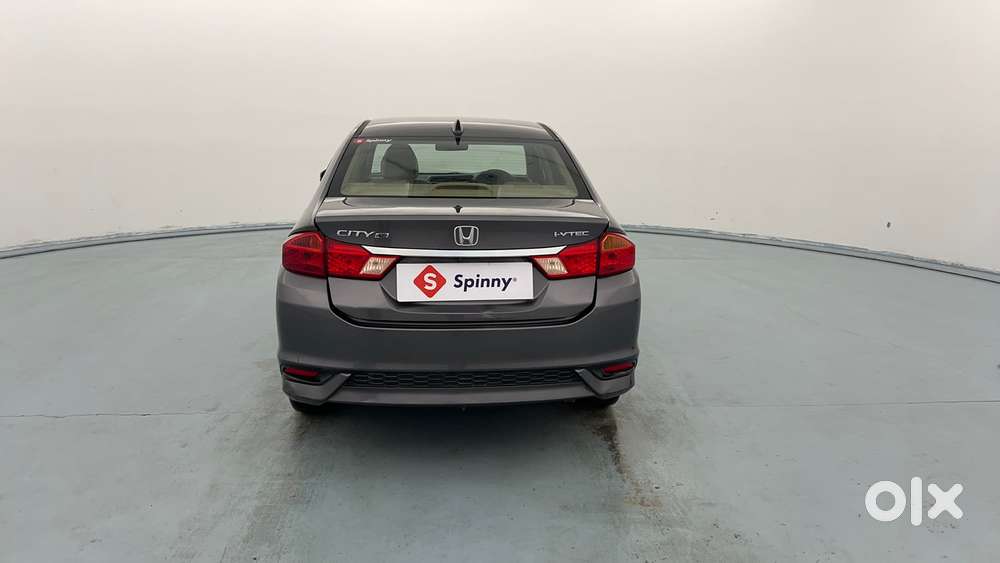 Honda City I-vtec V, 2018, Petrol