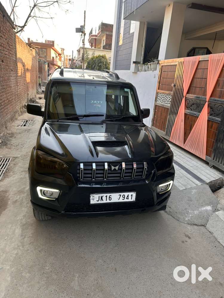 Mahindra Scorpio Classic 2015