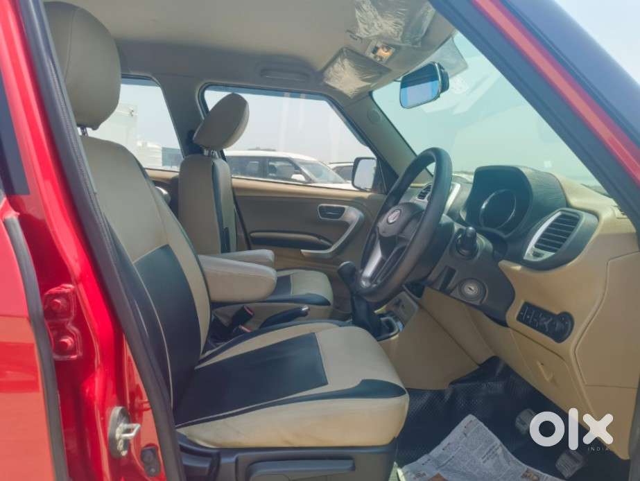 Mahindra Tuv 300 T10, 2018, Diesel