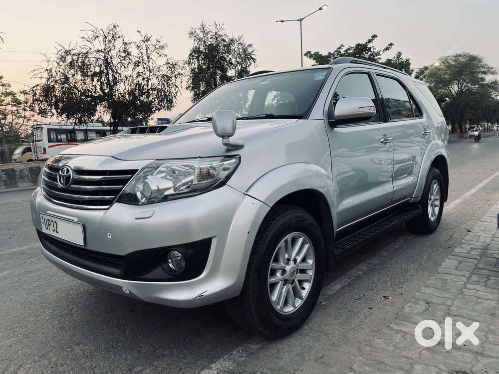Toyota Fortuner 4x4 Mt, 2012, Diesel