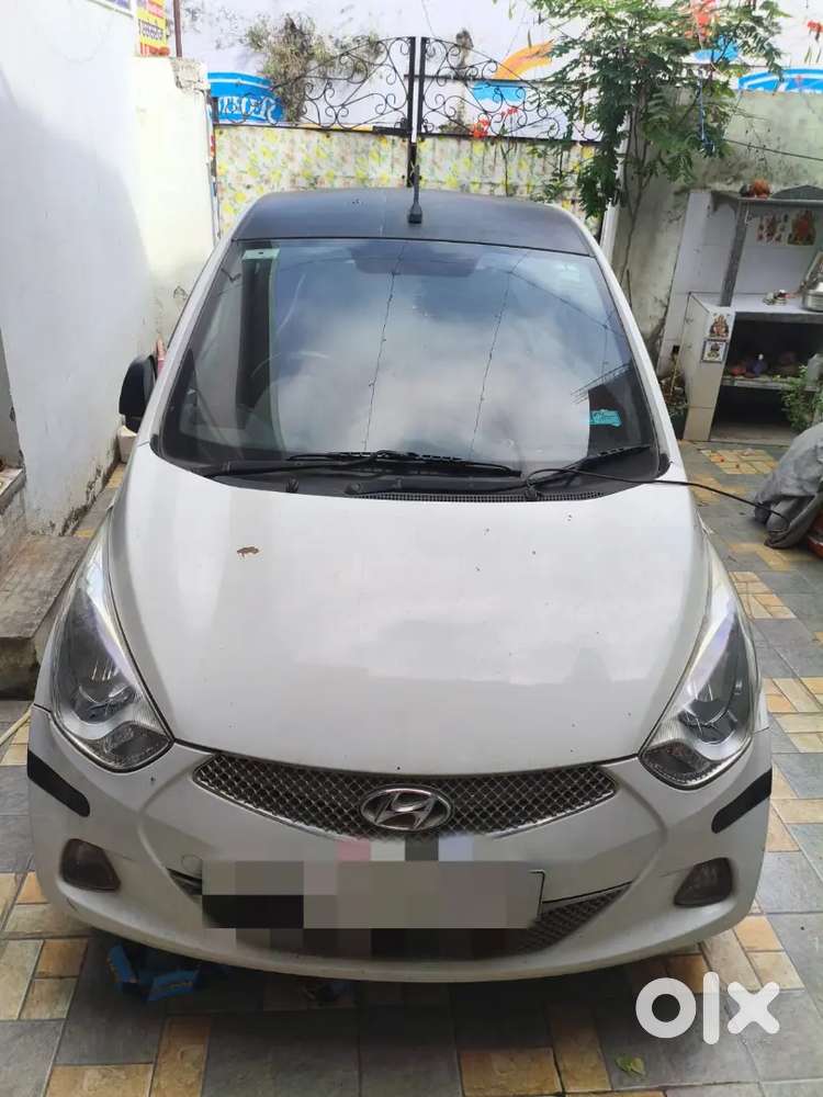 Hyundai Eon 2016 Petrol Well Maintained