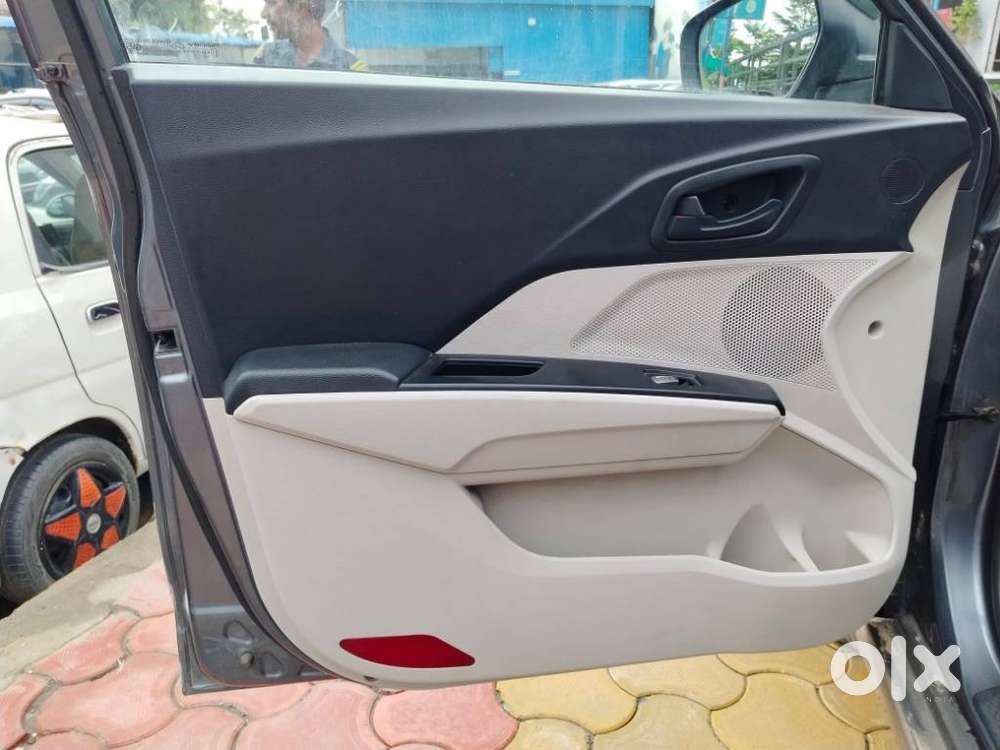 Mahindra Xuv300 W6, 2021, Diesel