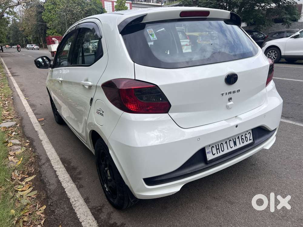 Tata Tiago 1.2 Revotron Xt (o), 2024, Petrol