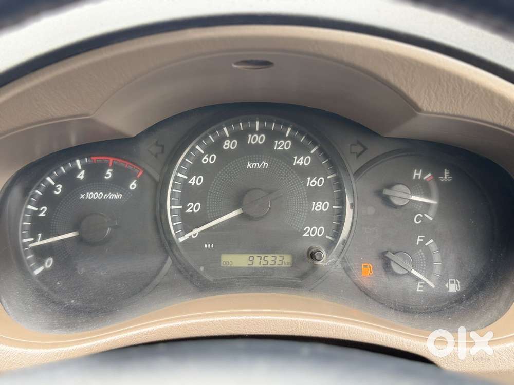 Toyota Innova 2.5 G (diesel) 8 Seater, 2015, Diesel