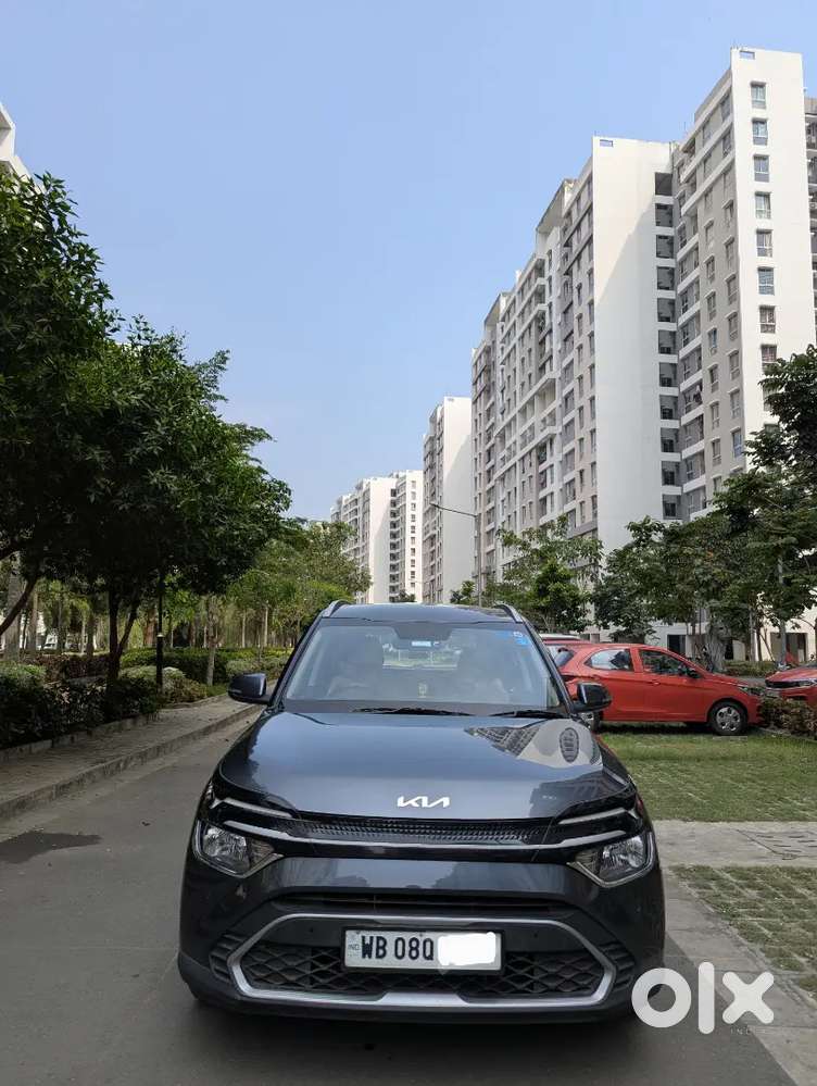 Kia Carens 2023 Diesel Well Maintained