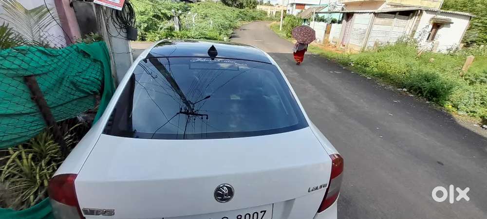 Well Maintained Skoda Laura Automatic Diesel 2010