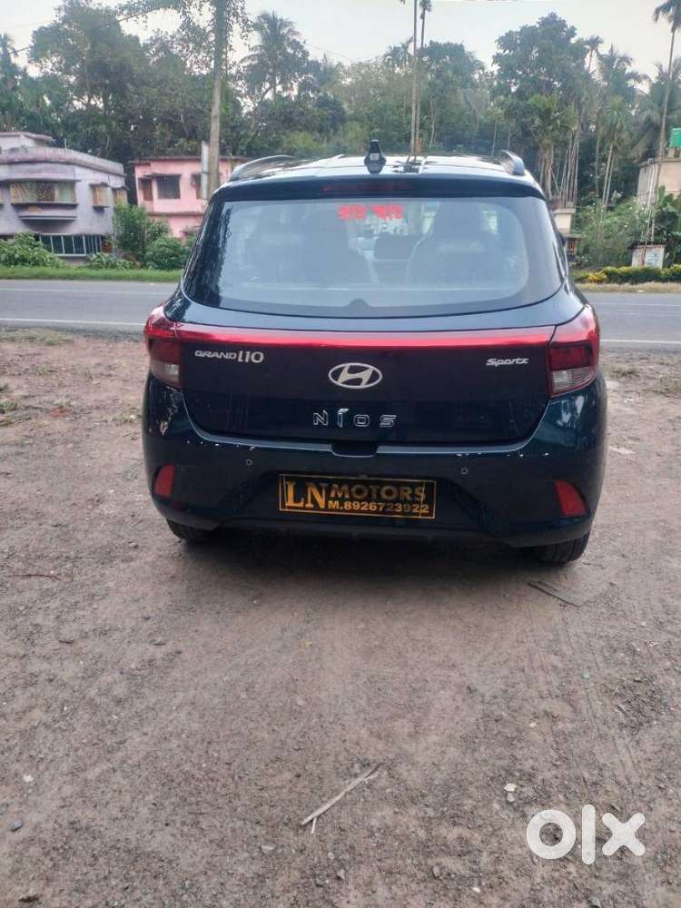 Hyundai Grand I10 Nios Sportz, 2025, Petrol