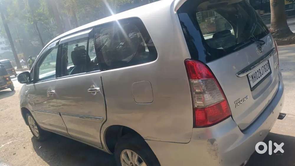 Toyota Innova 2009 Diesel 300000 Km Driven