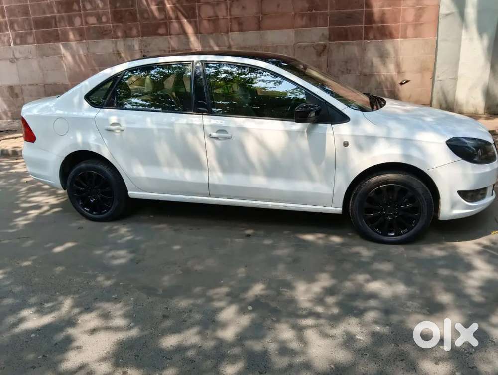 Skoda Rapid 2015 Petrol 45000 Km Driven