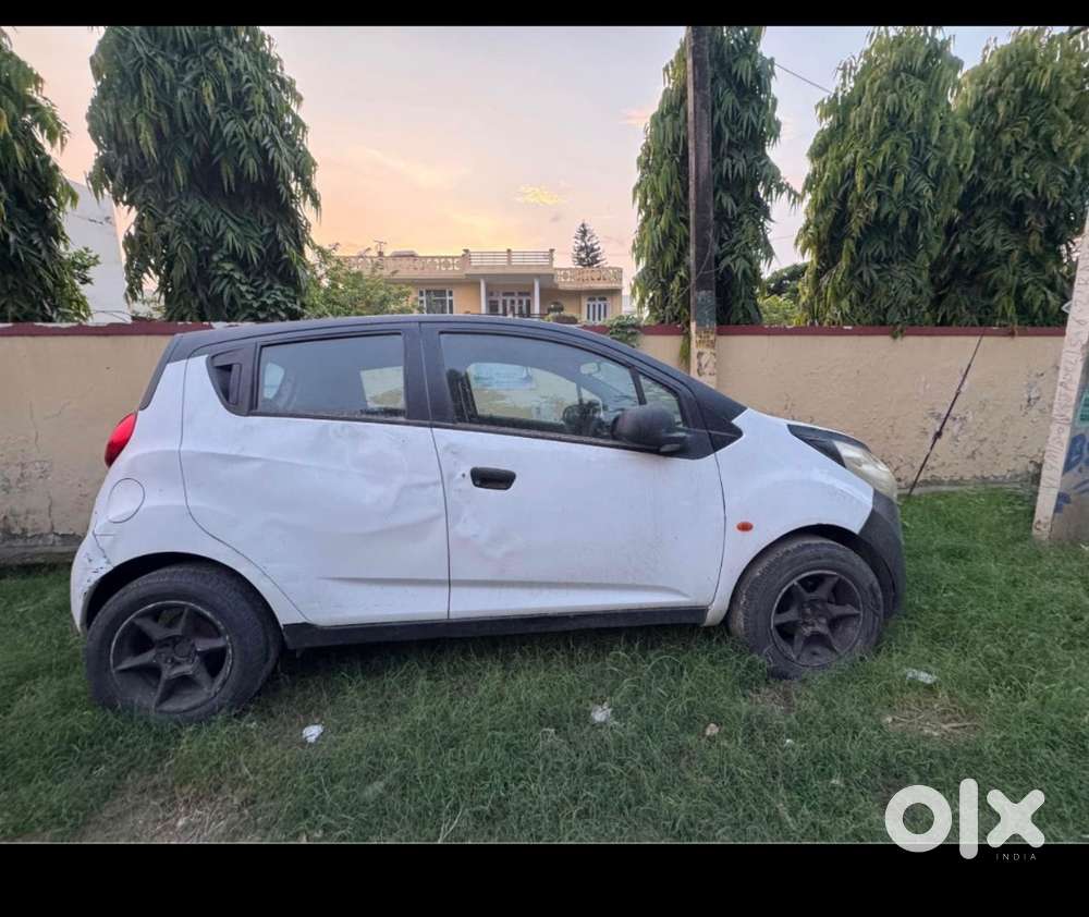 Chevrolet Beat 2010 Petrol Well Maintained