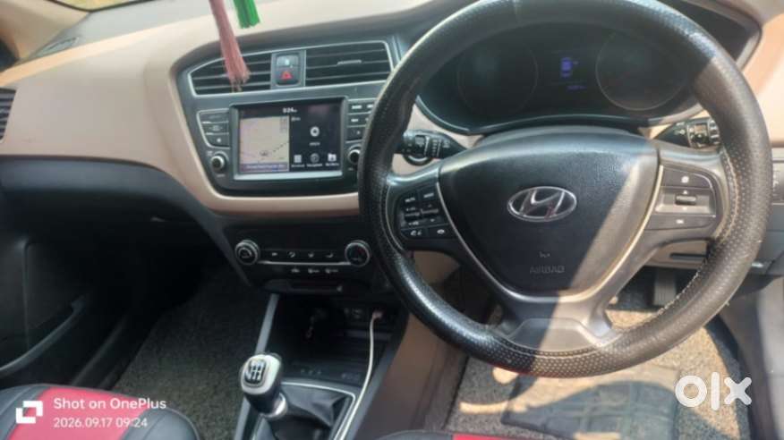 Hyundai I20 Petrol Asta Option, 2019, Petrol