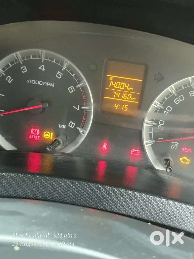 Maruti Suzuki Swift Vxi Petrol 2012