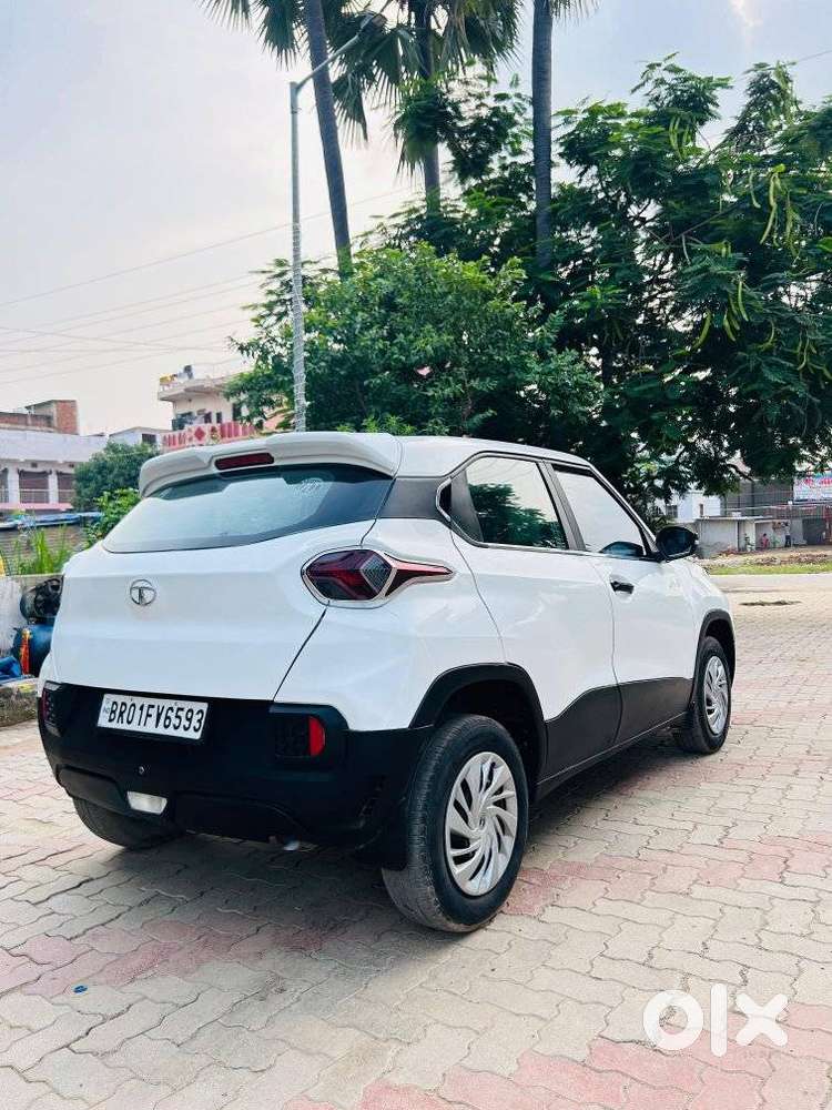 Tata Punch Pure, 2022, Petrol