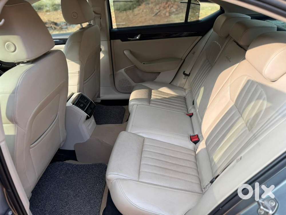 Skoda Superb 2018 Diesel Well Maintained