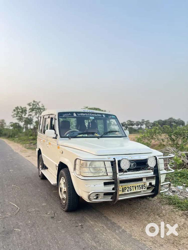 Tata Sumo Gold 2013