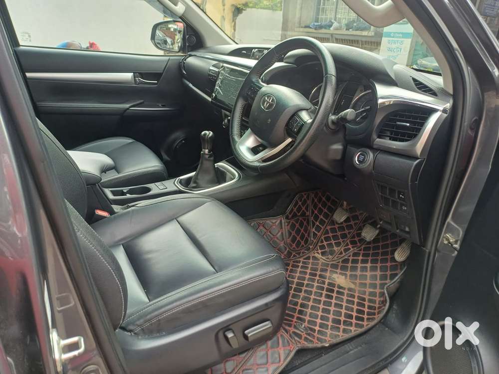 Toyota Hilux 2.8 High 4x4 Mt, 2022, Diesel