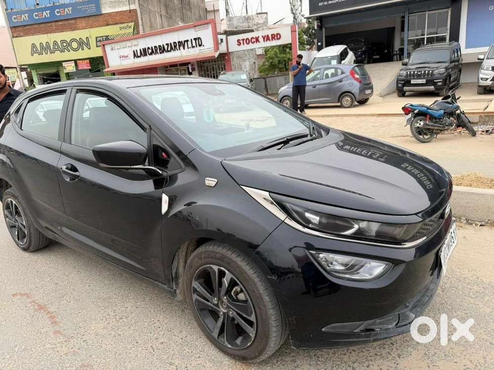 Tata Altroz 2023