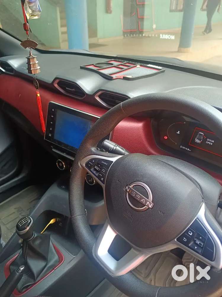 Nissan Magnite 2022 Petrol 40000 Km Driven