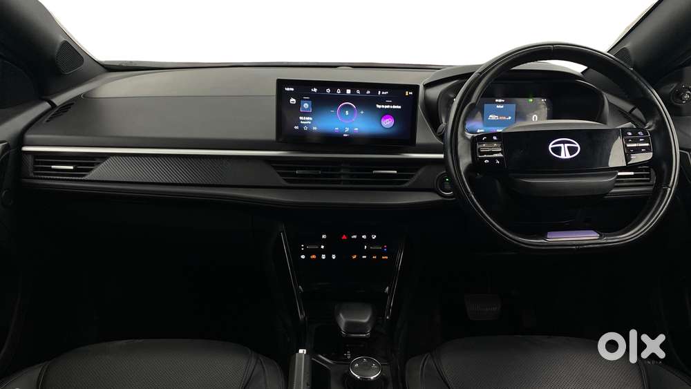 Tata Nexon Fearless Plus S Purple 1.5 Revotorq Diesel 6amt Dual Tone..