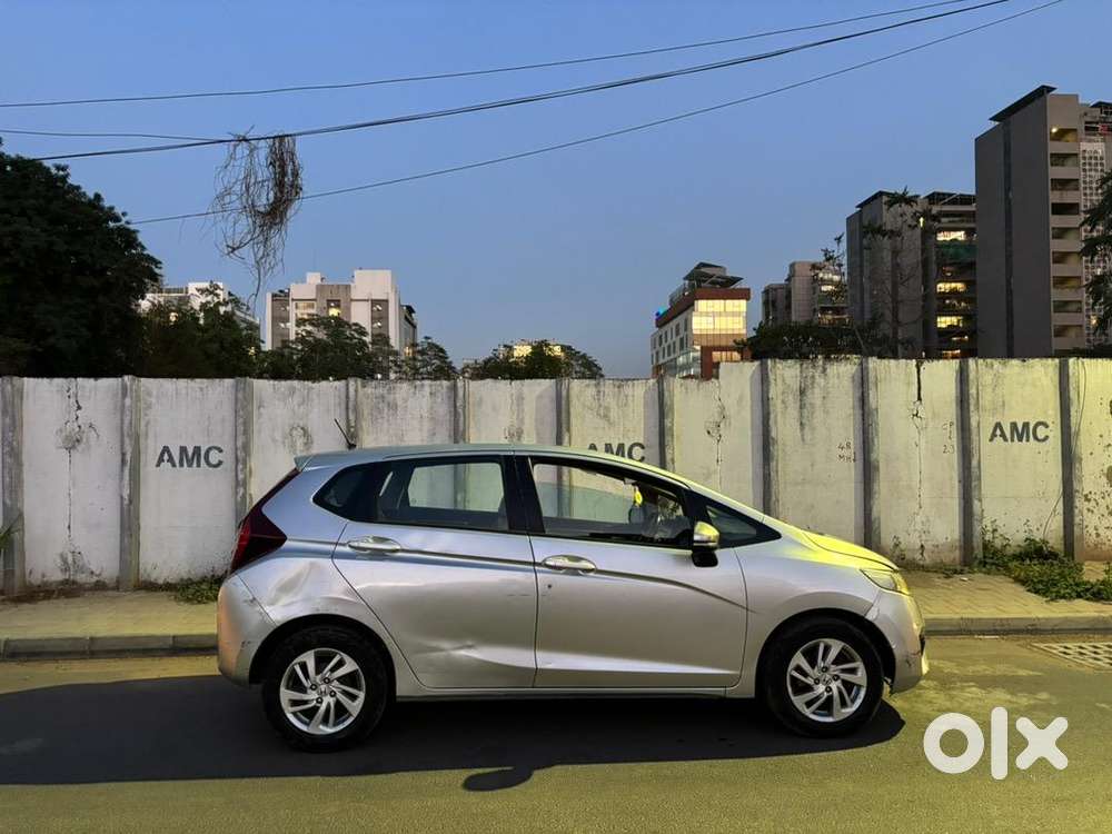 Honda Jazz V Cvt (automatic, Petrol, 2017)