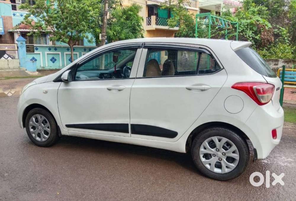 Hyundai Grand I10 Magna, 2015, Petrol
