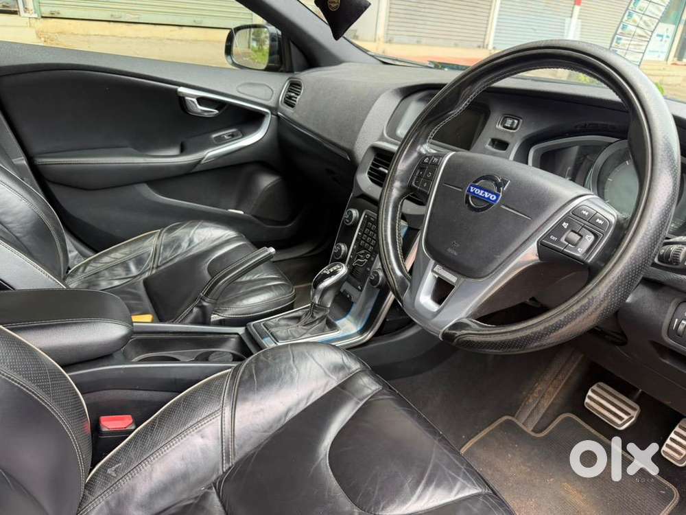 Volvo V40 2015 Diesel Well Maintained
