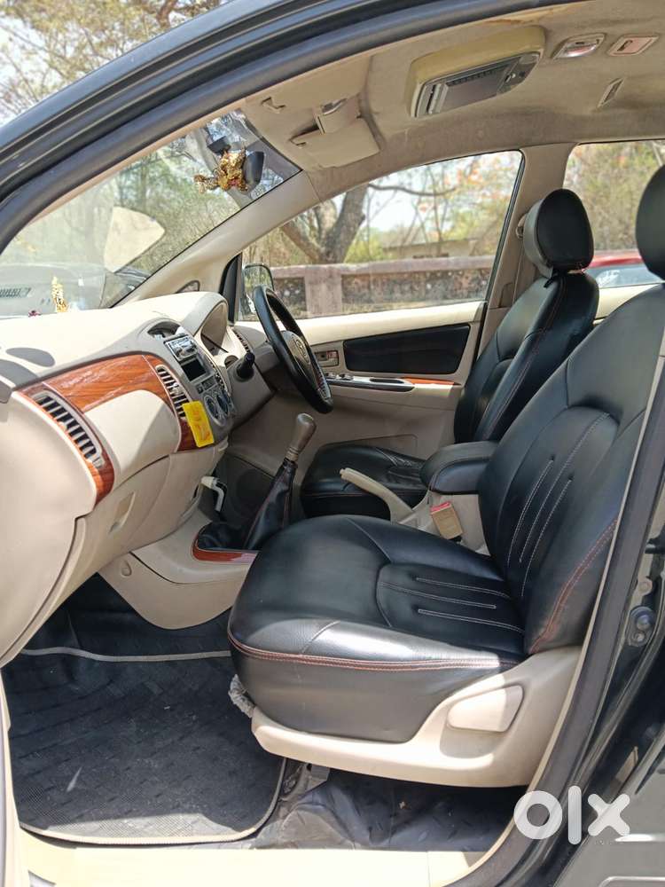 Toyota Innova 2.5 G (diesel) 8 Seater Bs Iv, 2007, Diesel