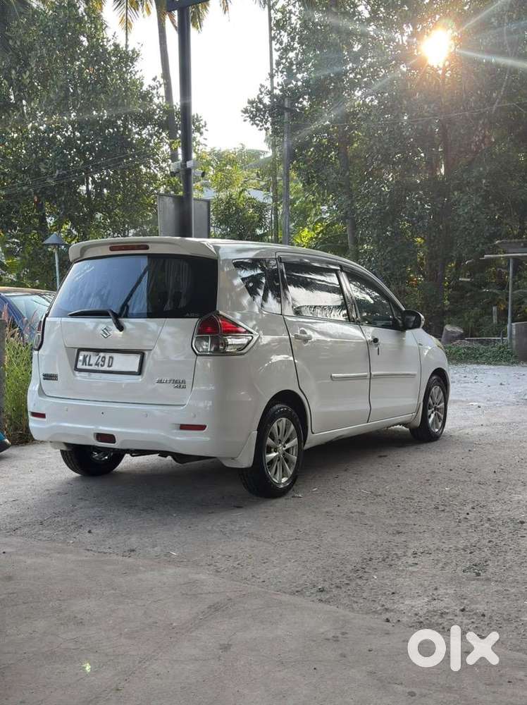 Maruti Suzuki Ertiga 2012