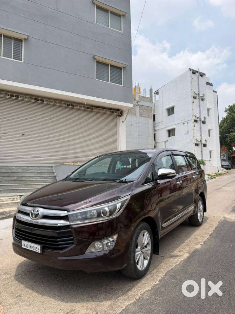 Toyota Innova Crysta 2.8 Z, 2016, Diesel