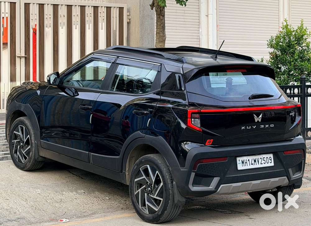 Mahindra Xuv 3xo Ax7 Diesel Mt, 2025, Diesel